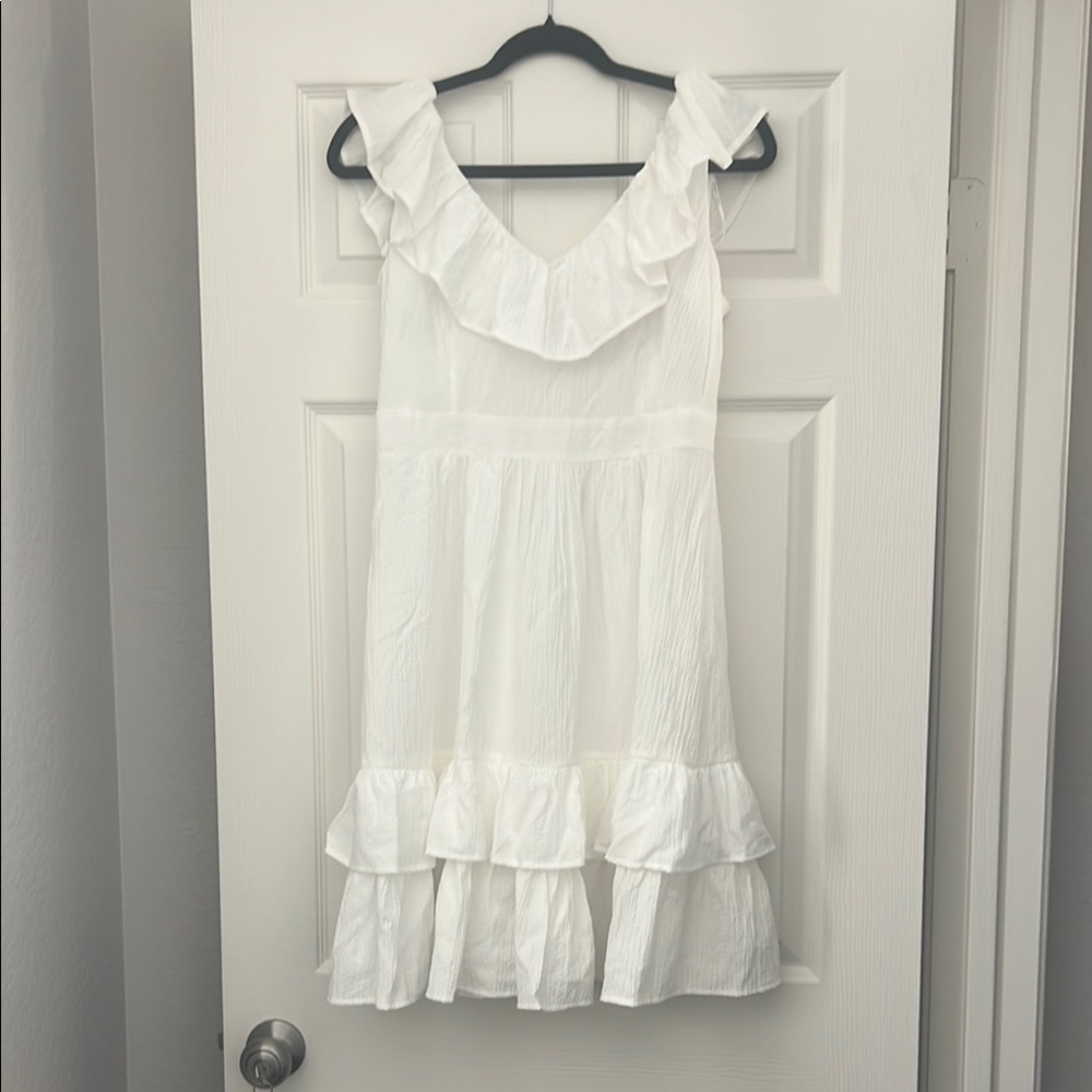 NWT Calvin Klein Charming White Ruffle Dress size 8P